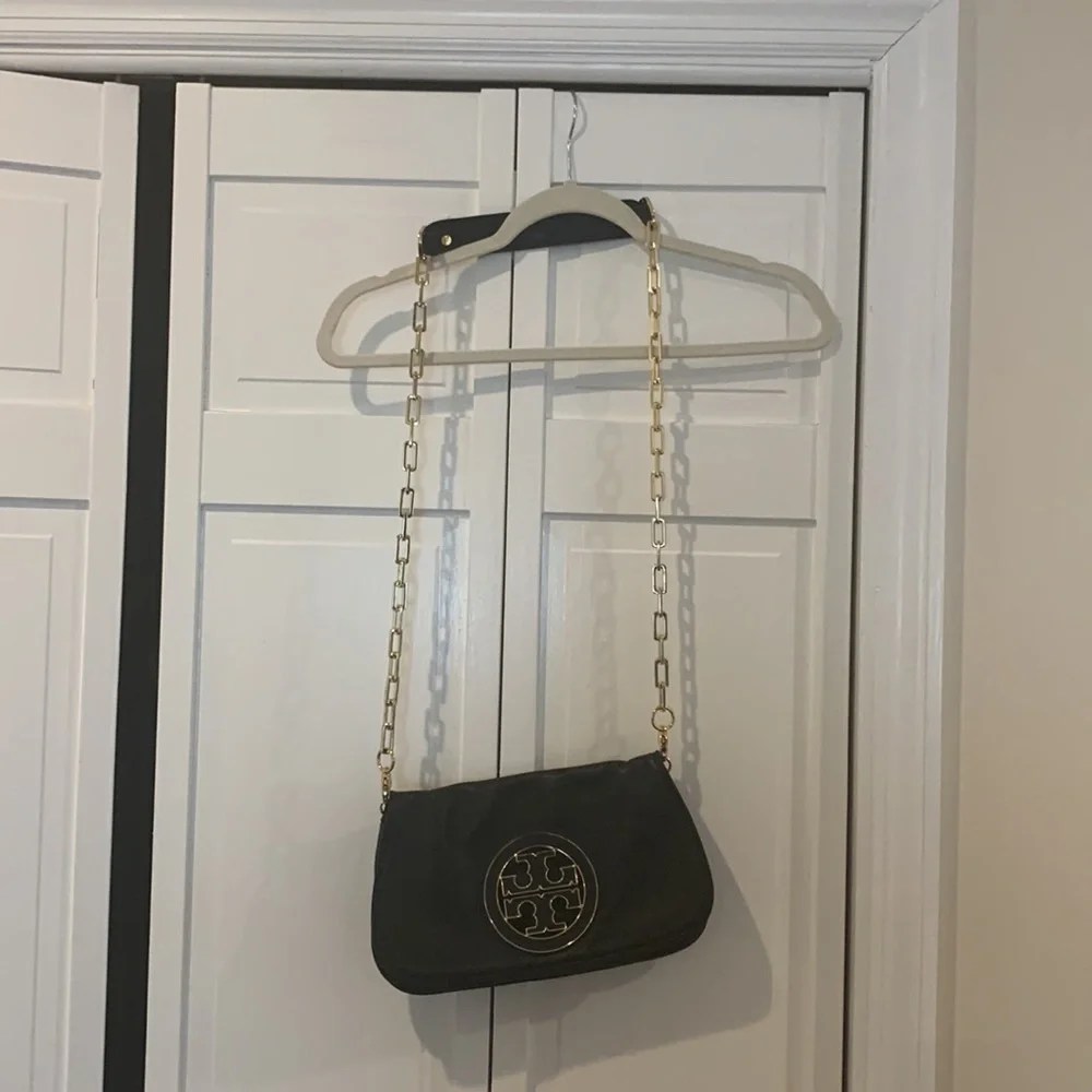 Tory Burch Crossbody purse - Picture 2 of 8